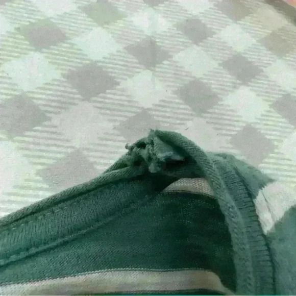 Disney Parks Magic Kingdom Youth / Womens T Shirt small - Picture 6 of 6